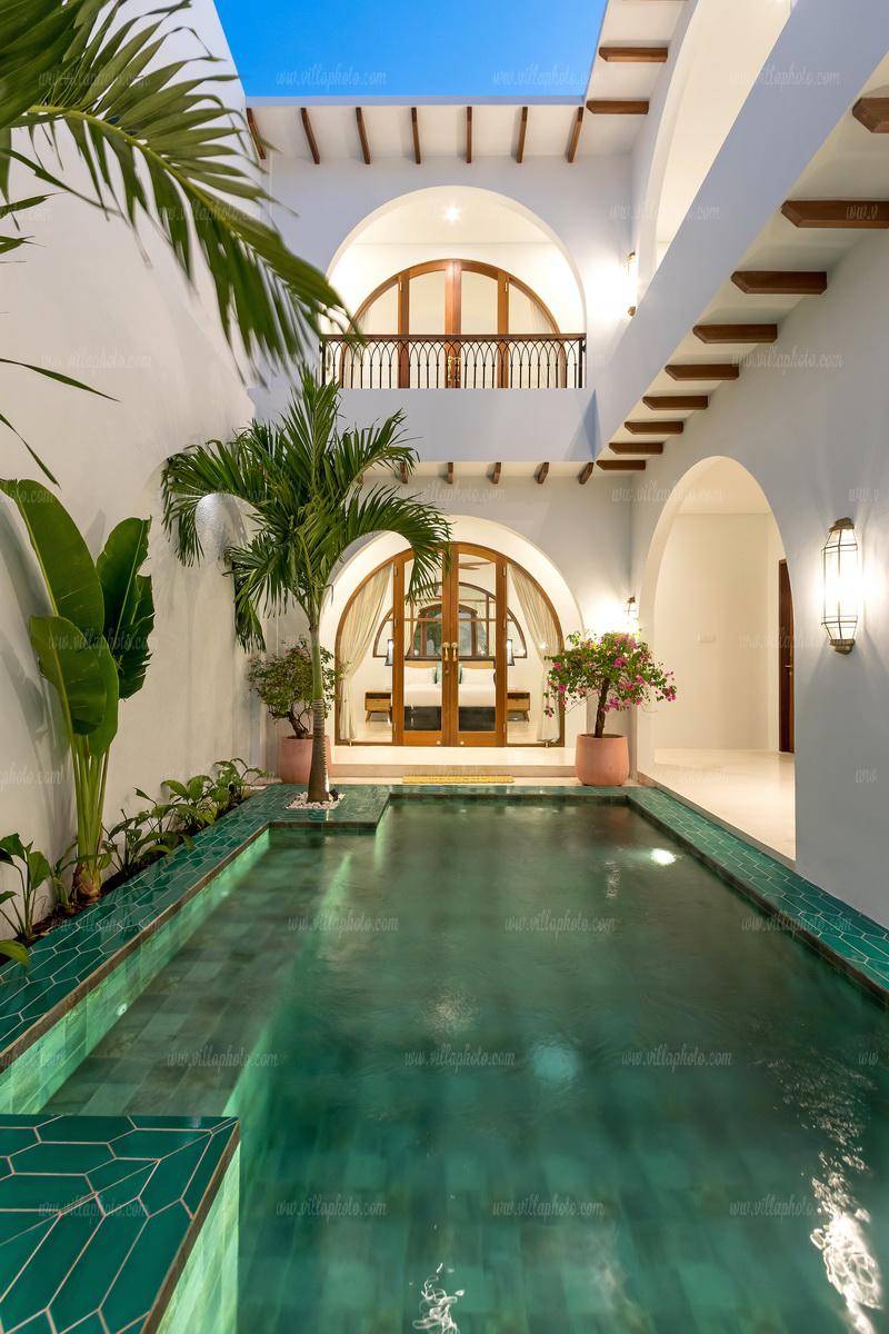 Villa image 1