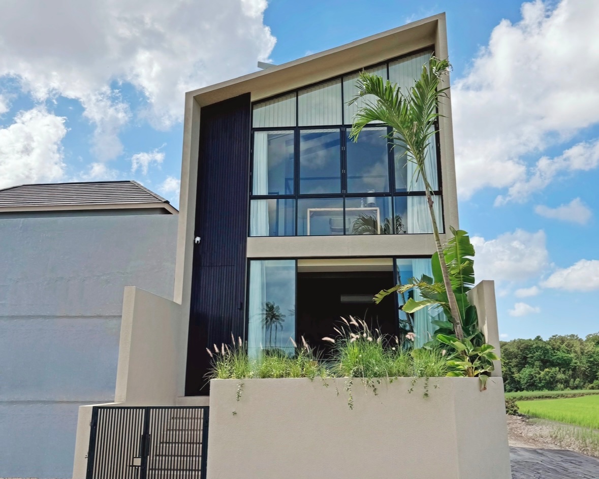 Villa image 1