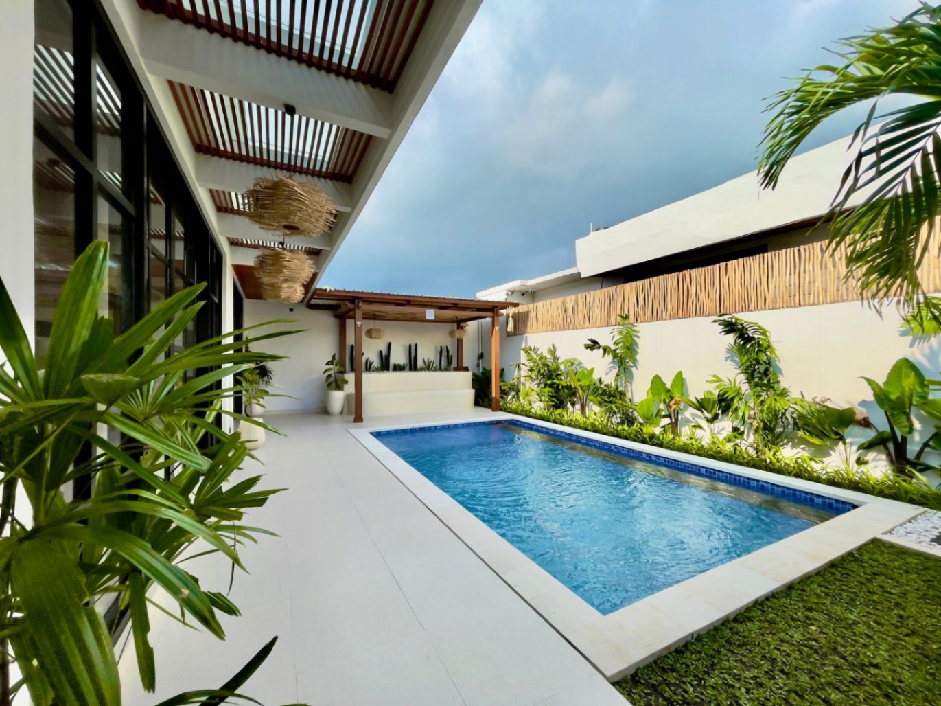 Villa image 1