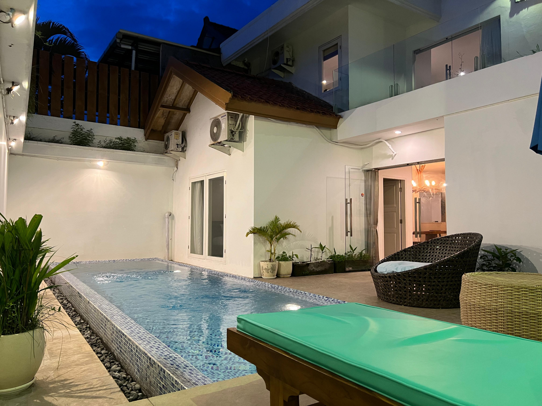 Villa image 1