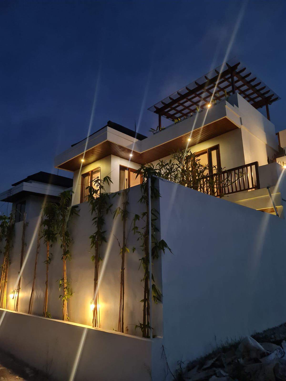 Villa image 1