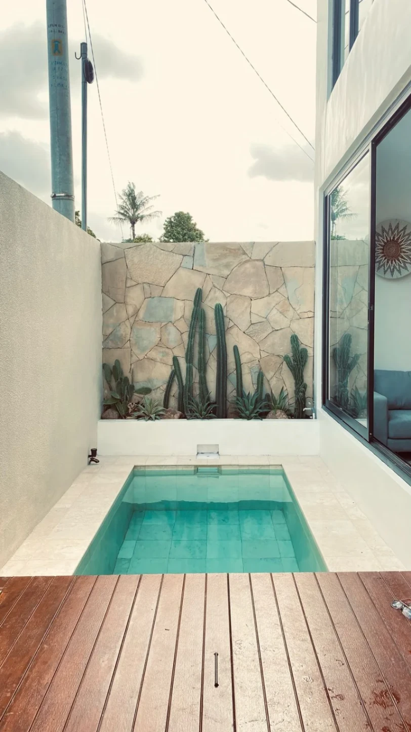 Villa image 1