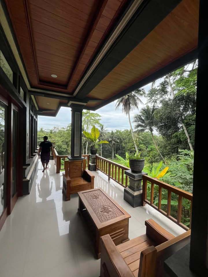 Villa image 3