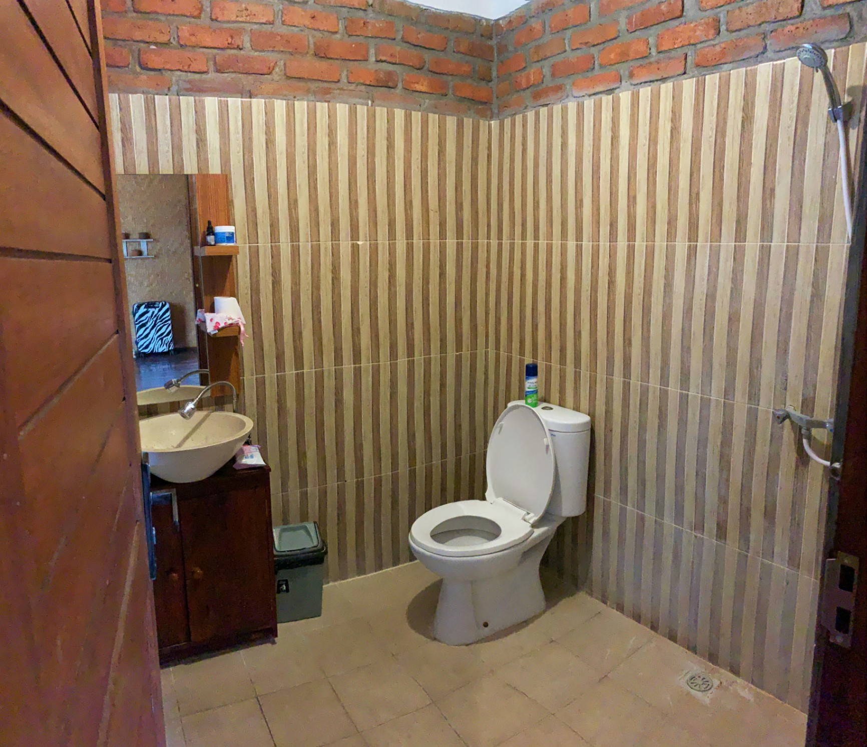 Villa image 2
