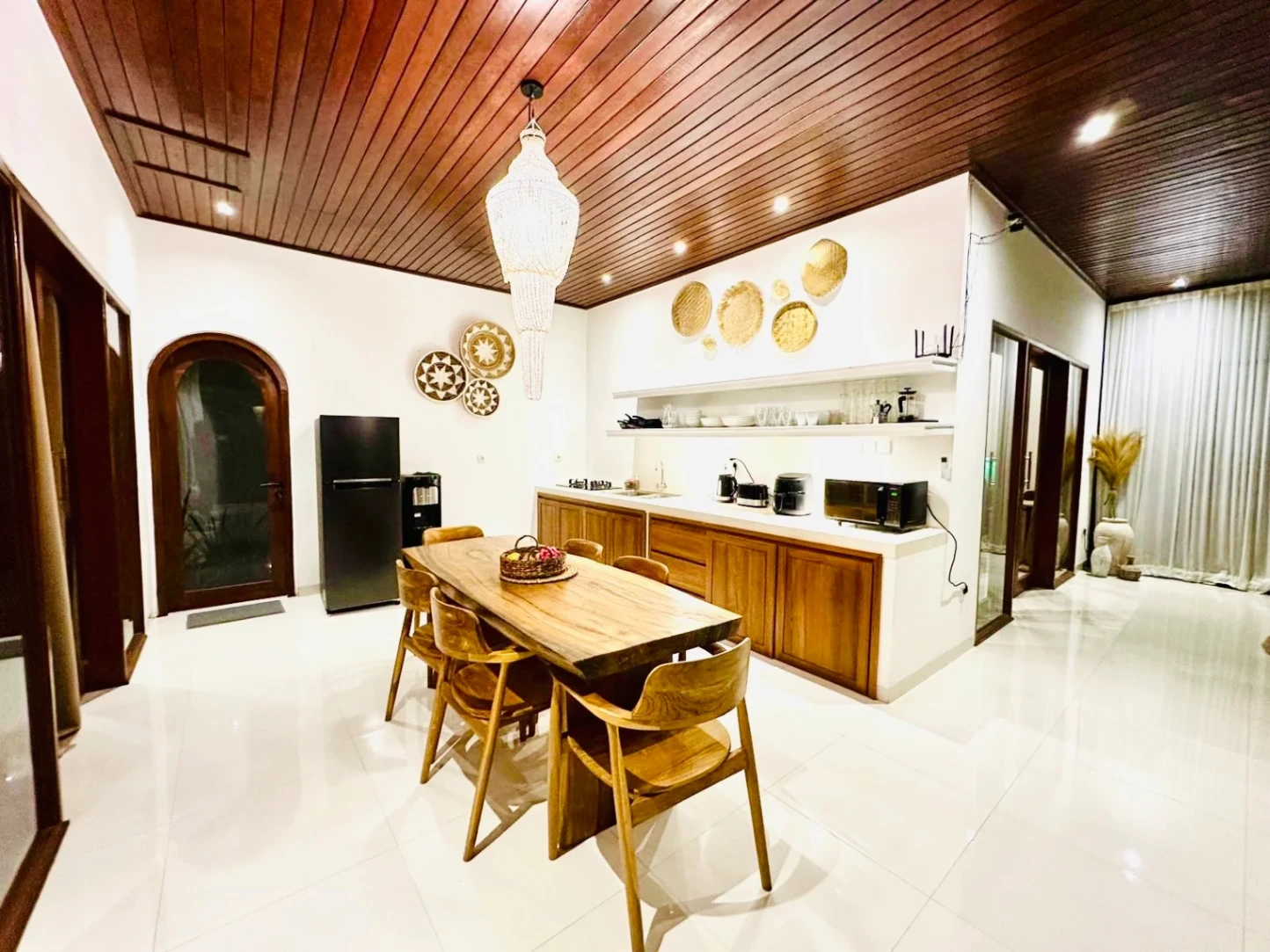 Villa image 2