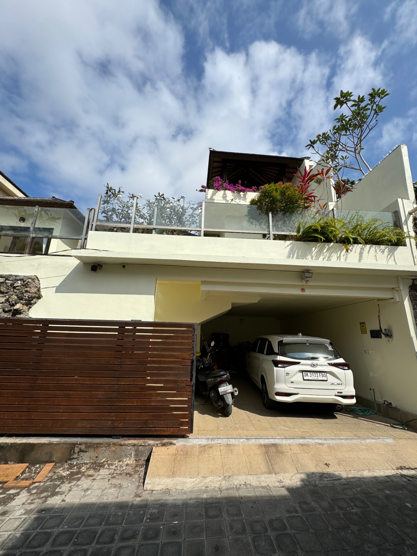 Villa image 2