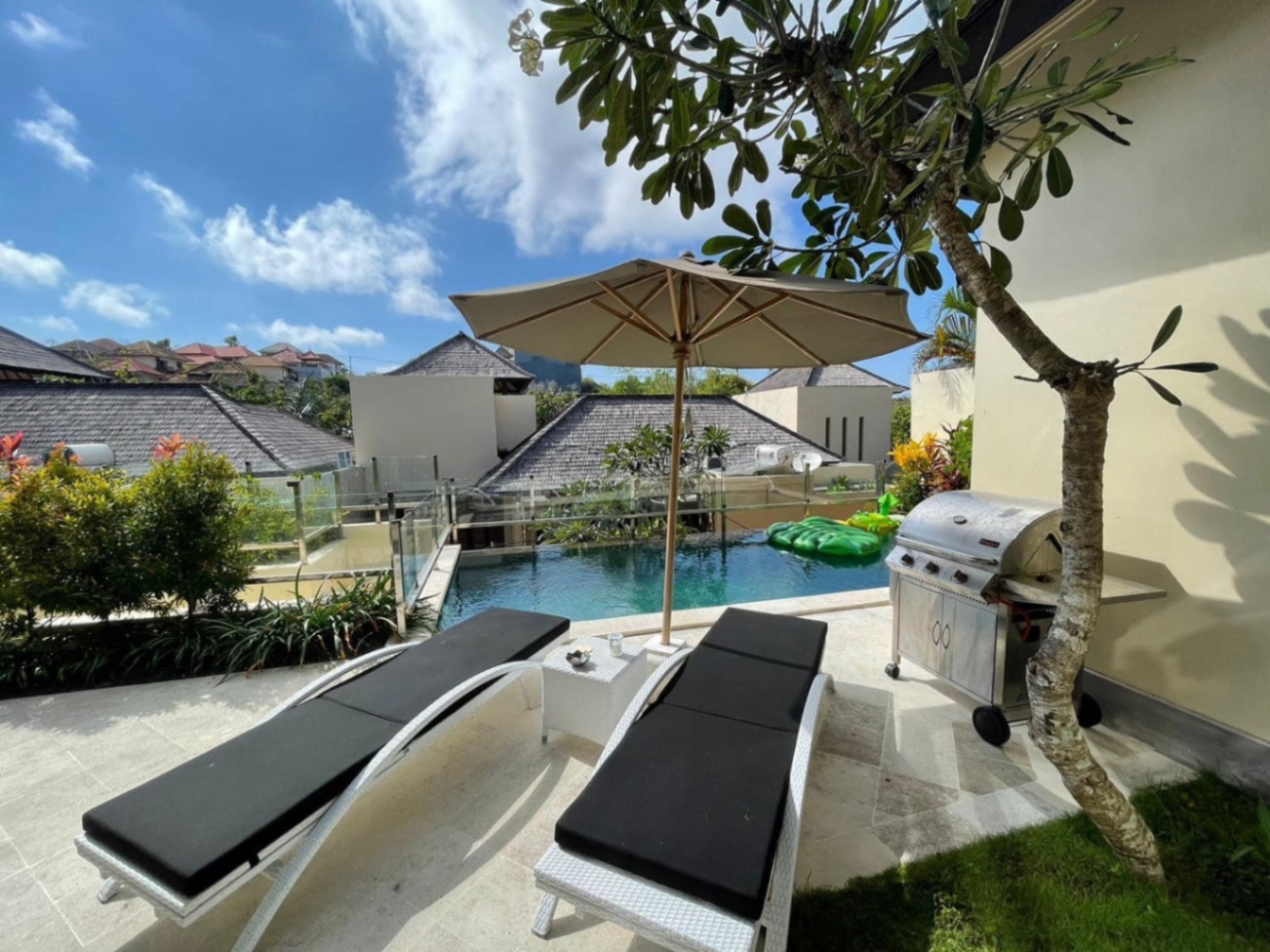 Villa image 3