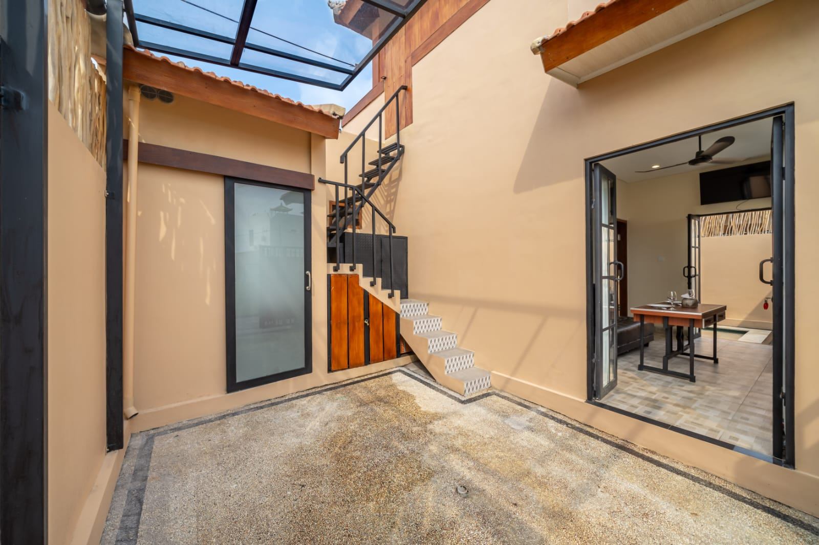 Villa image 3