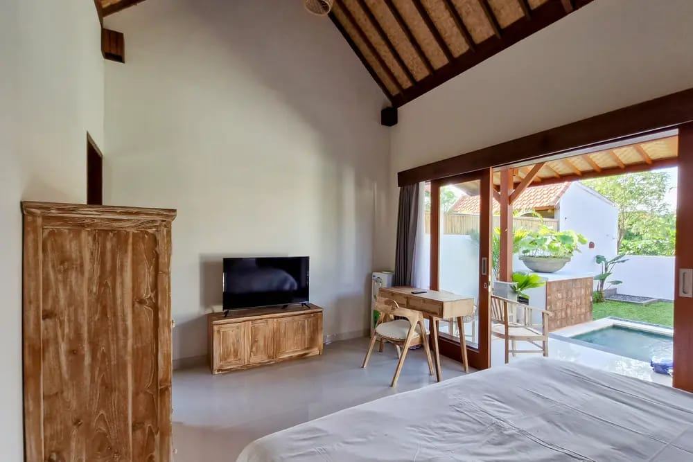Villa image 2