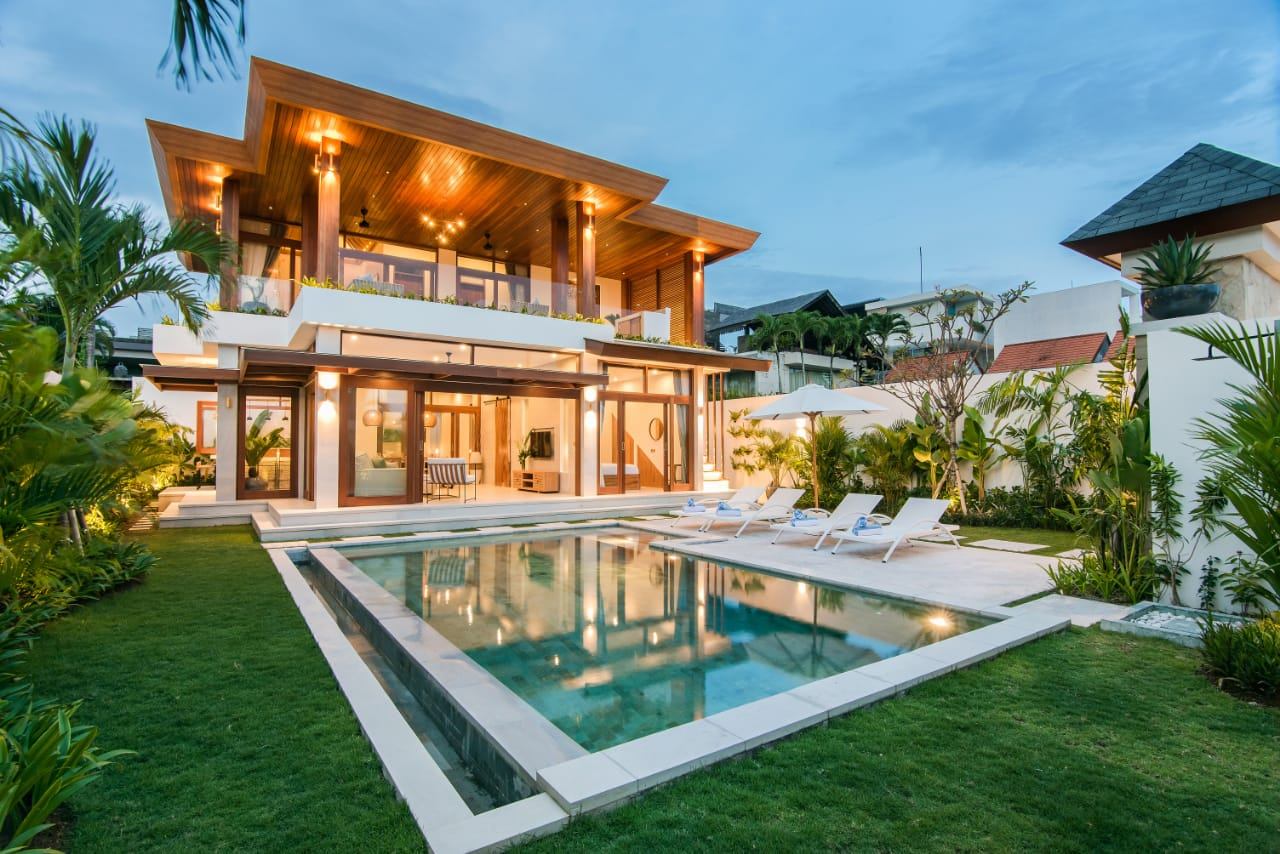 Villa image 1