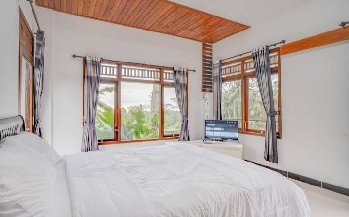 Villa image 2