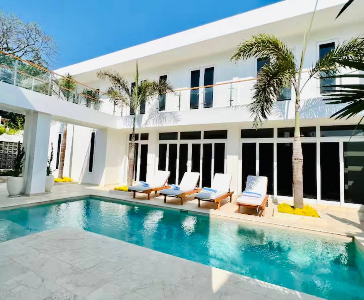 Villa image 2