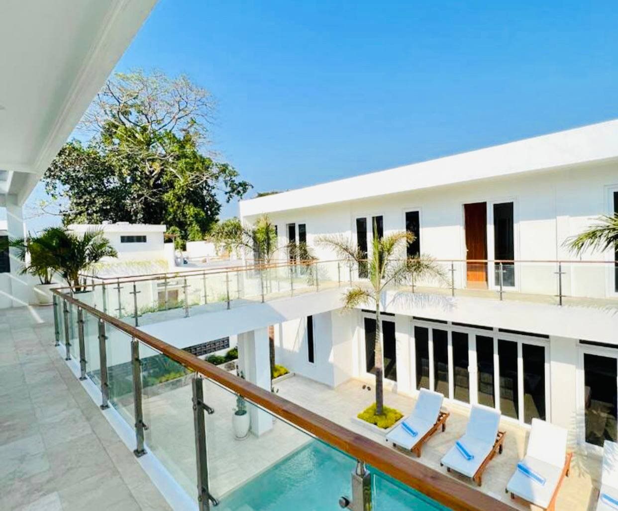 Villa image 3