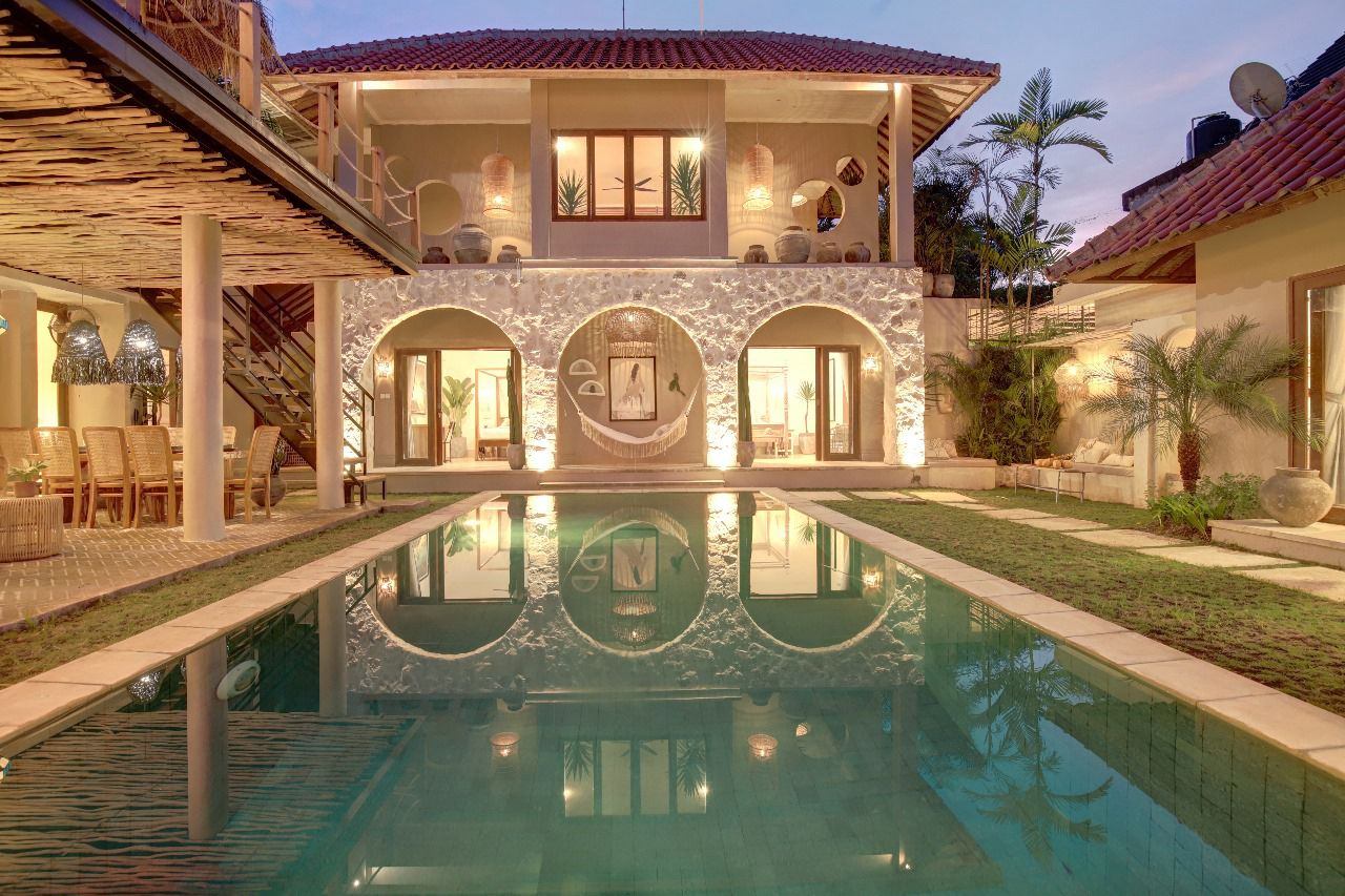 Villa image 1