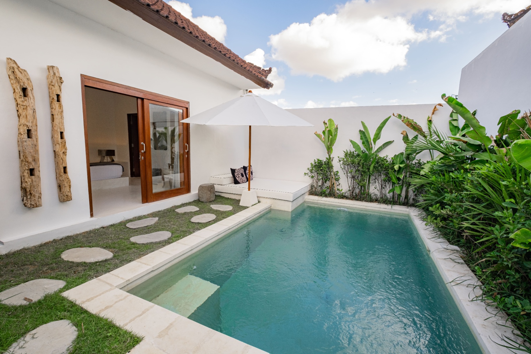 Villa image 2