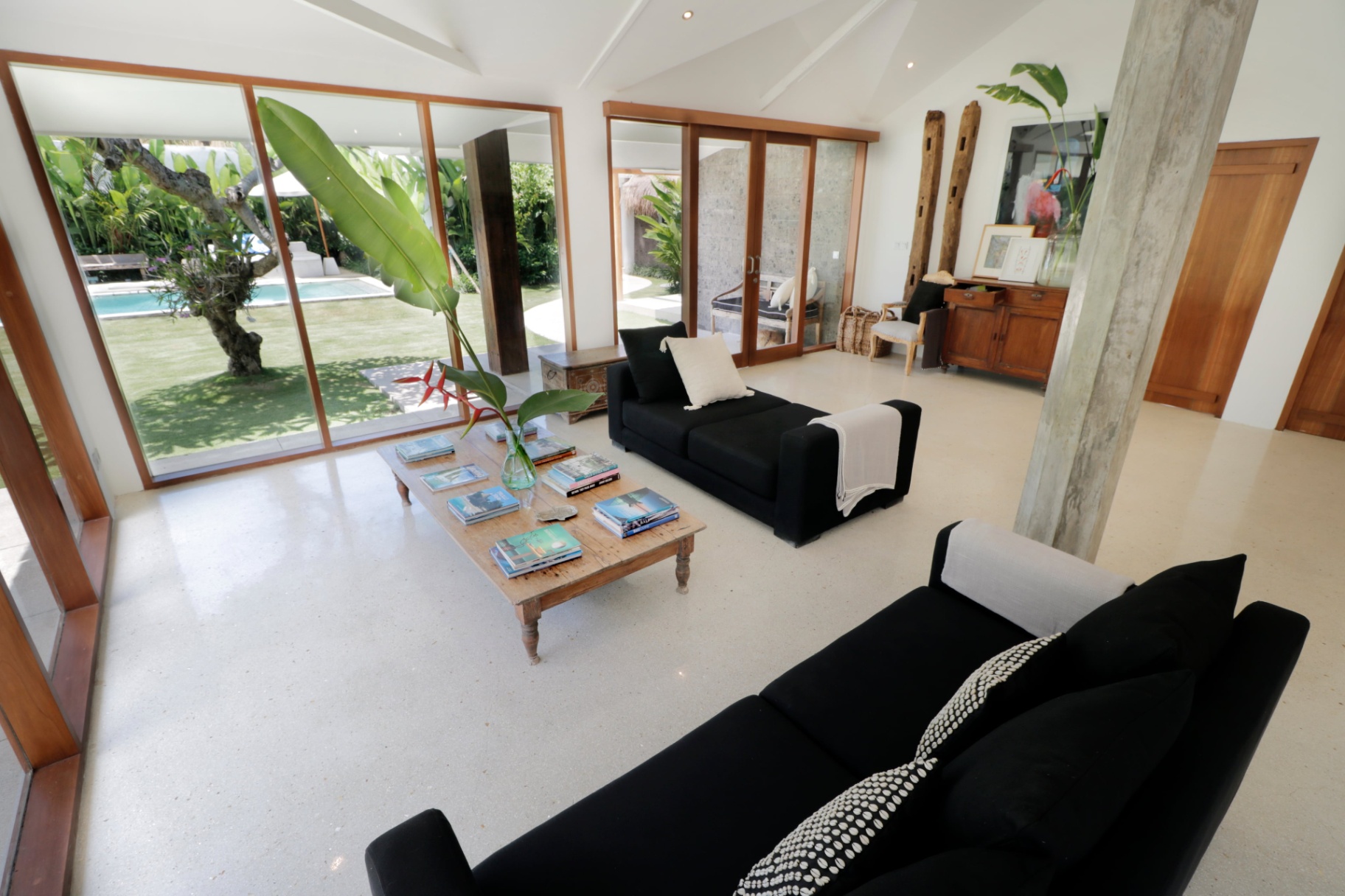 Villa image 4