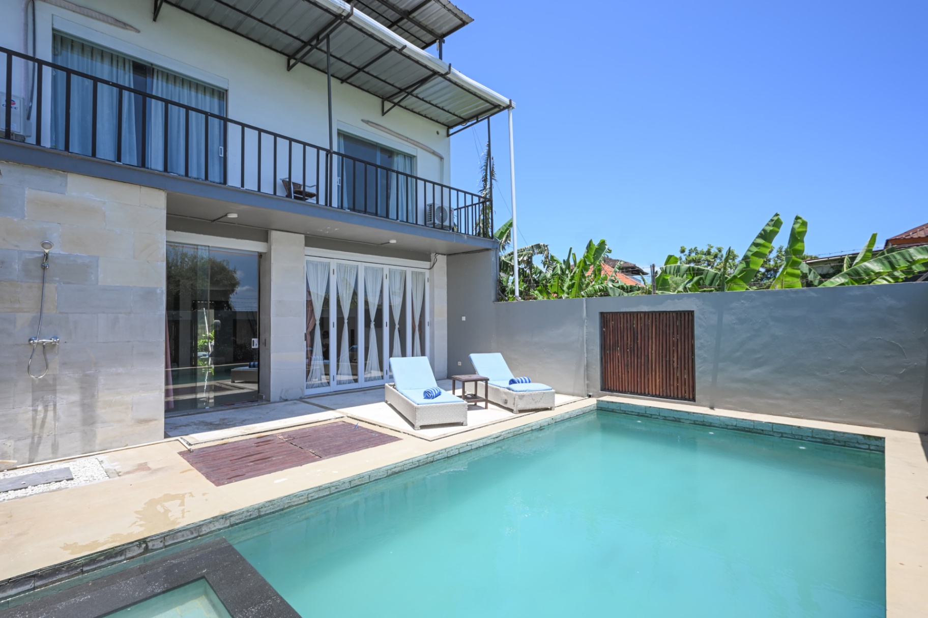 Villa image 2