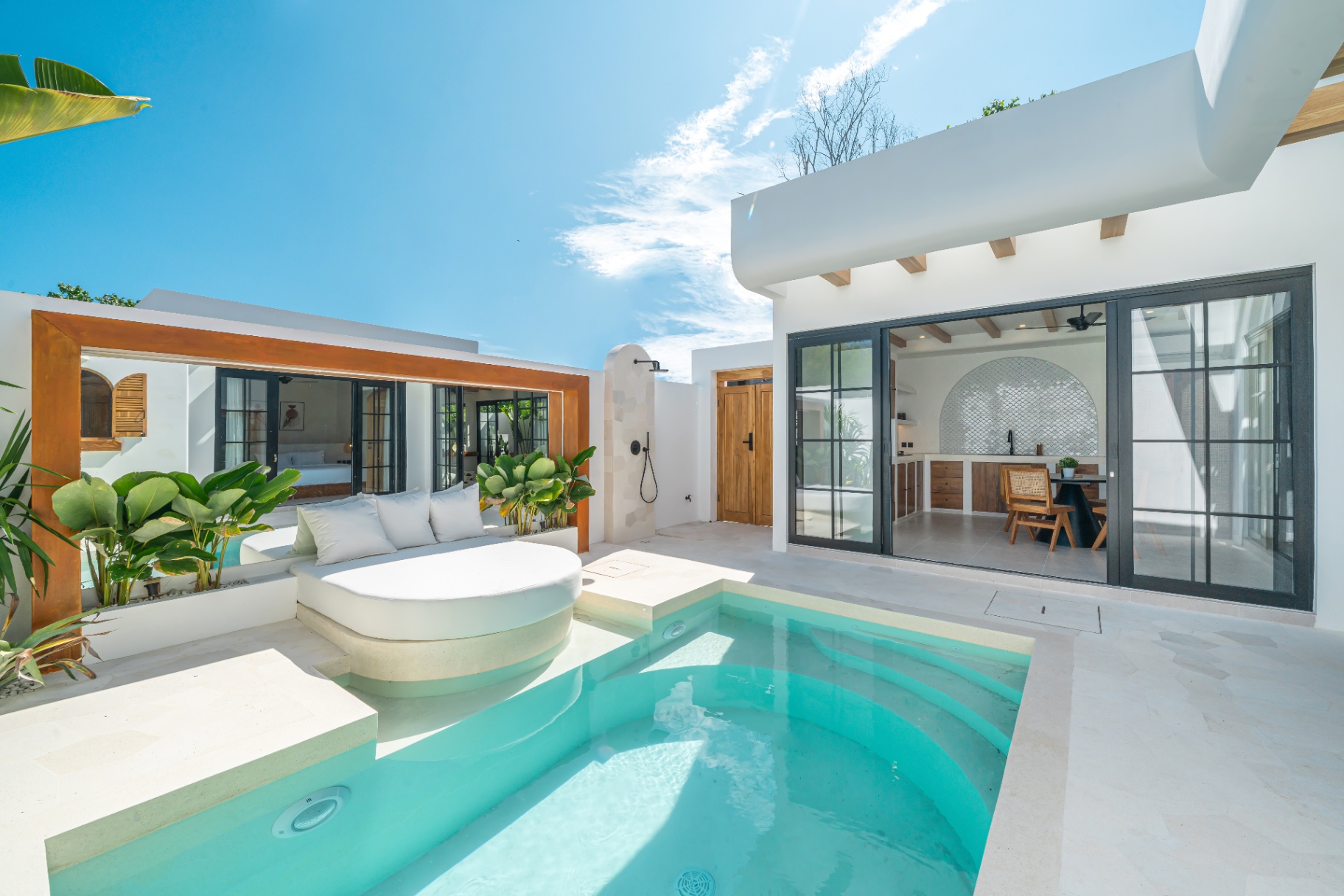 Villa image 1