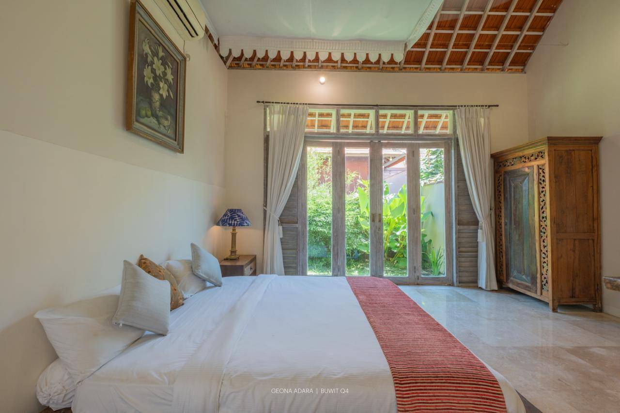 Villa image 1