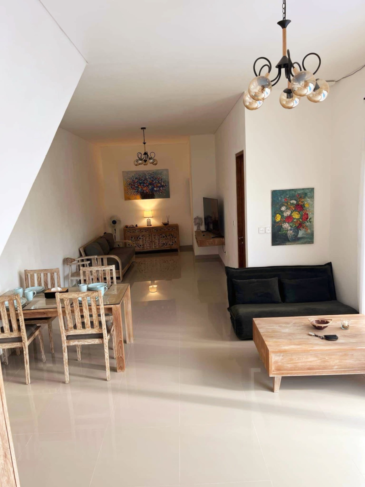 Villa image 2