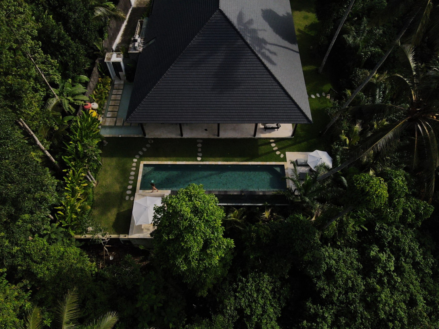 Villa image 2