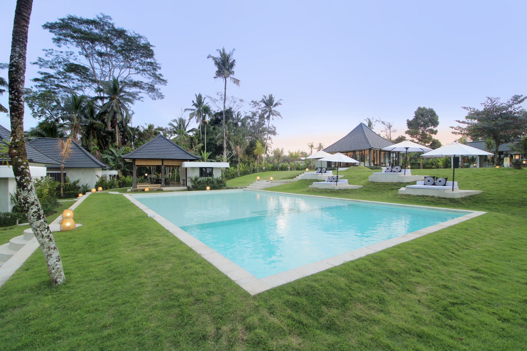 Villa image 1