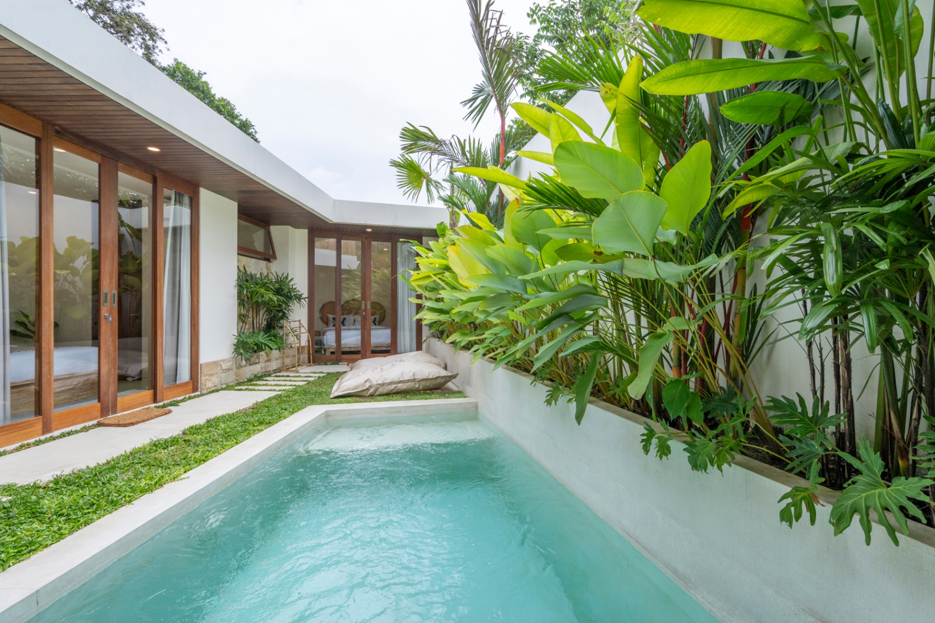 Villa image 1