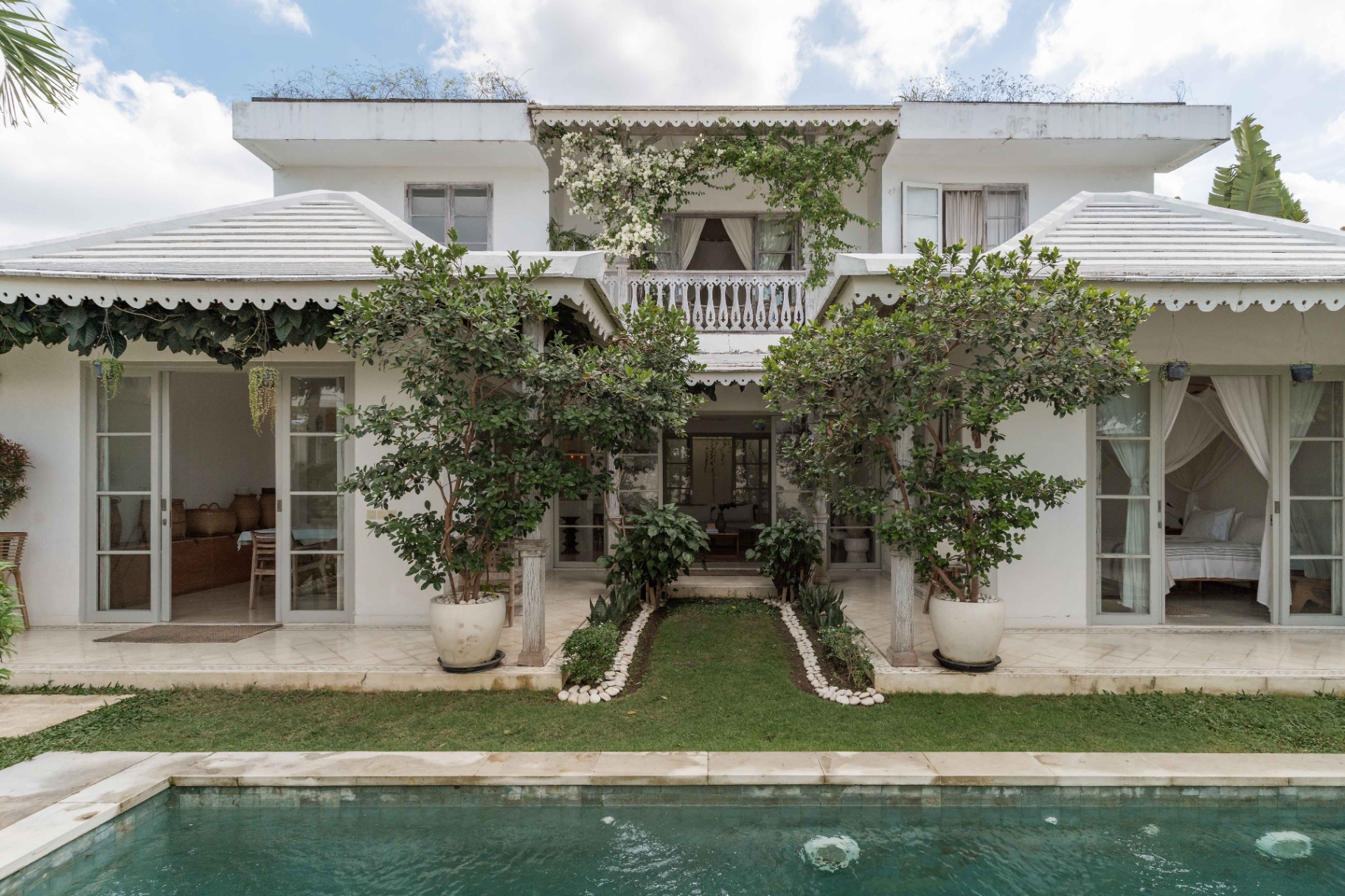 Villa image 1