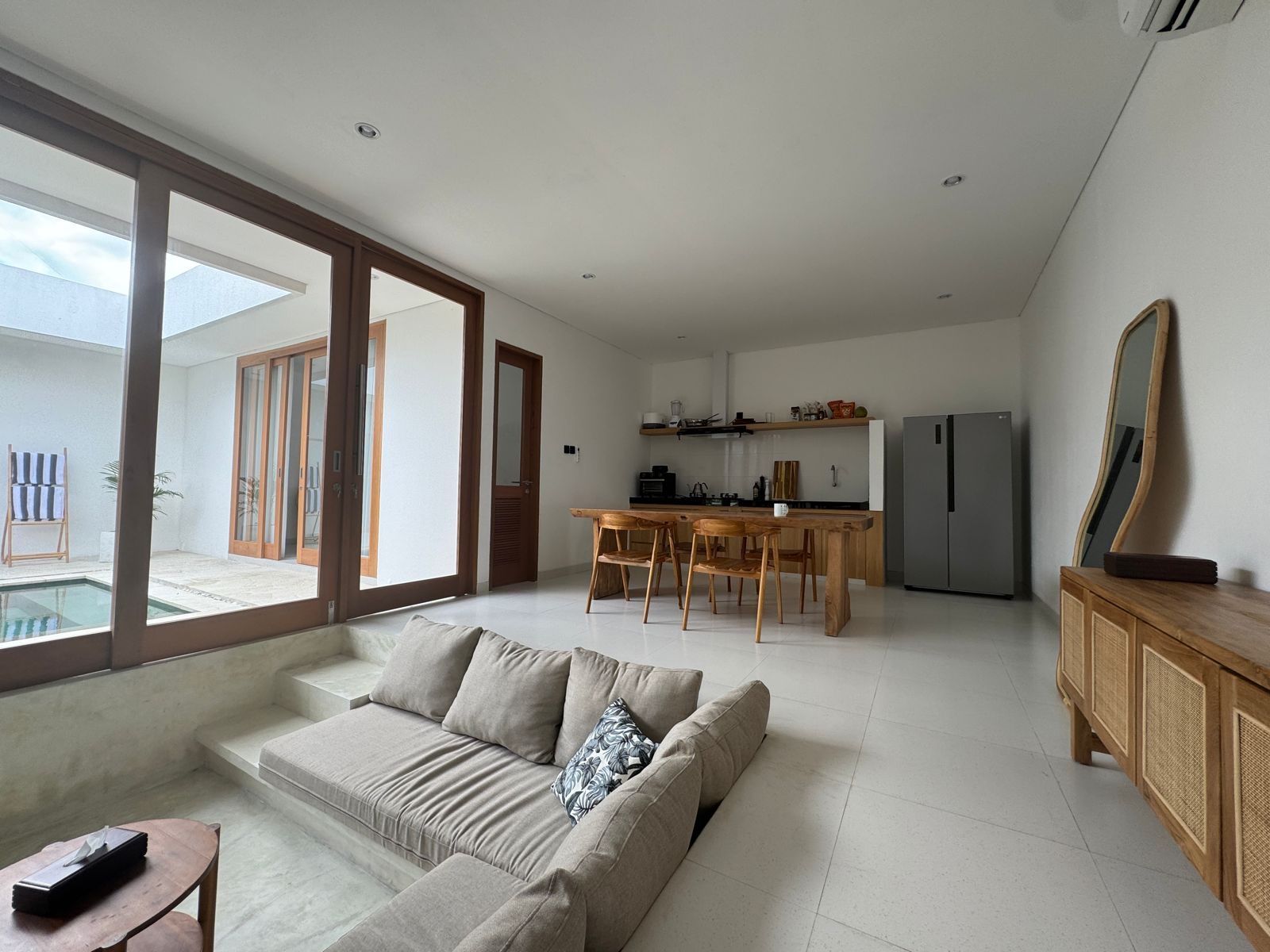 Villa image 1