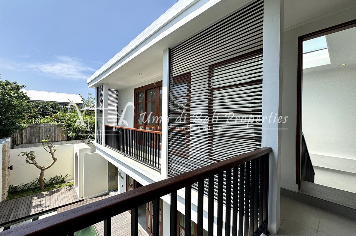 Villa image 2