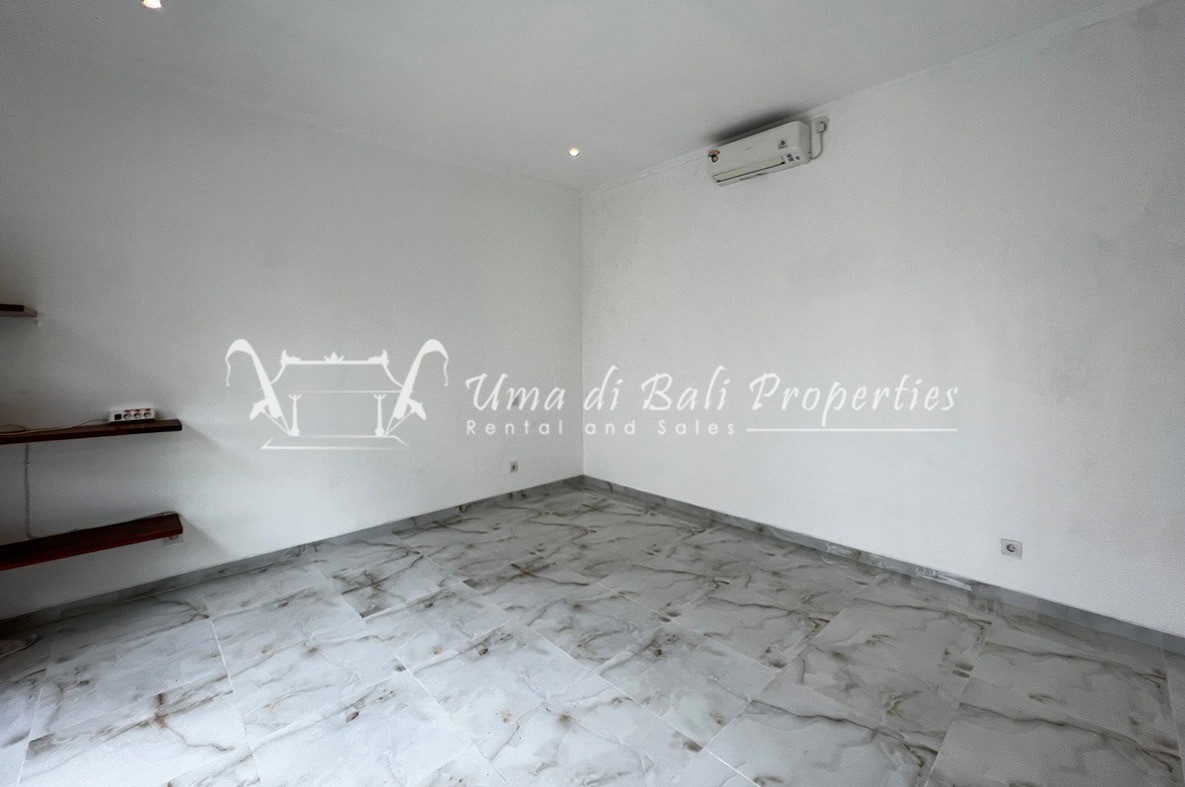 Villa image 1