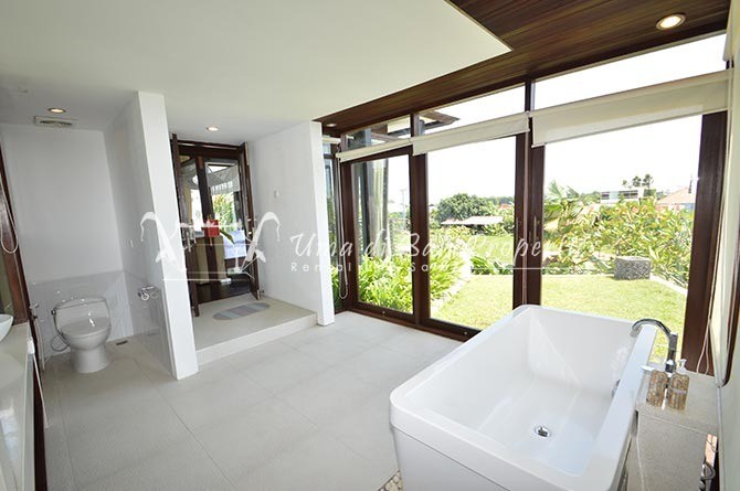 Villa image 2