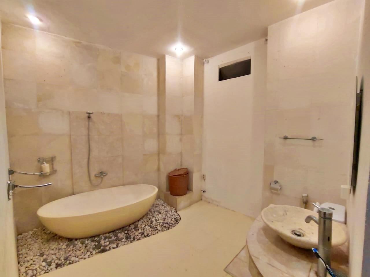 Villa image 1