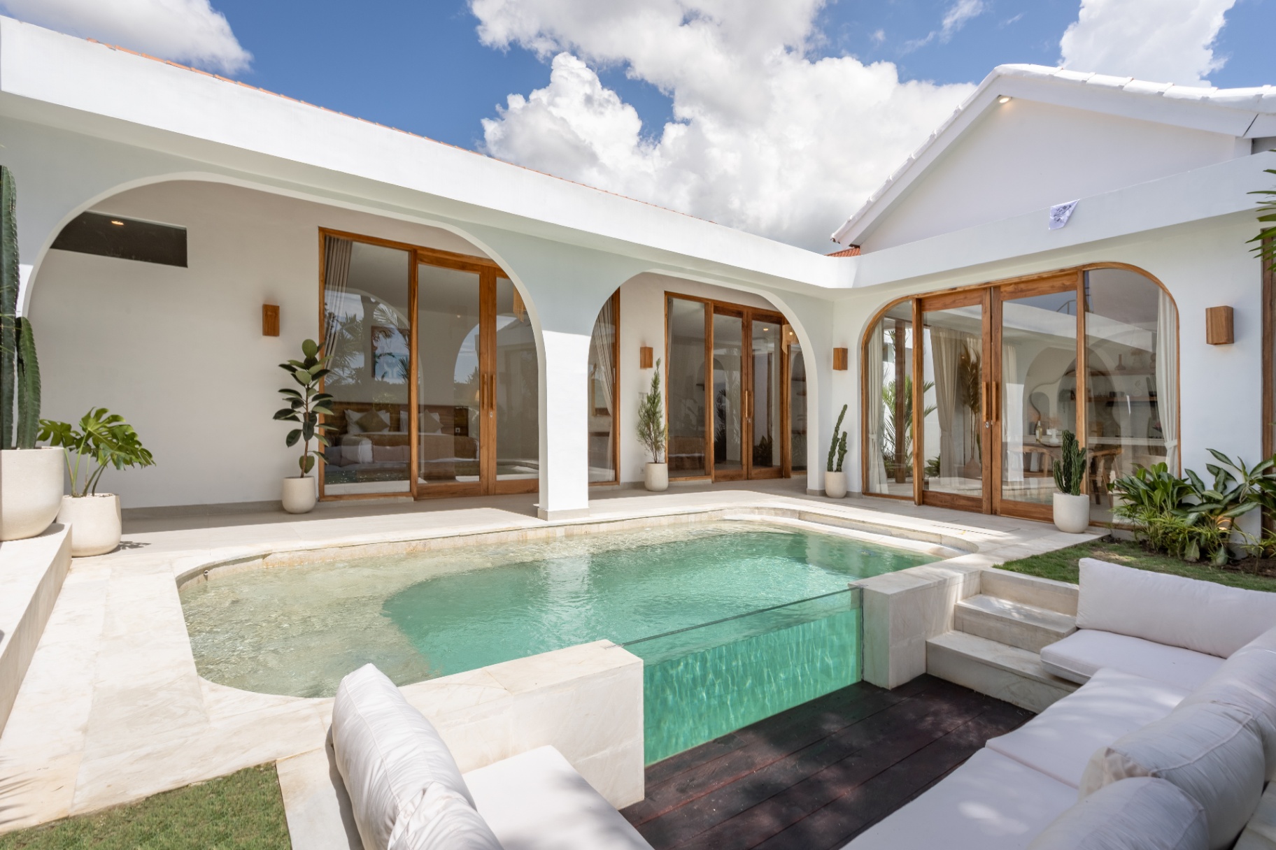 Villa image 1