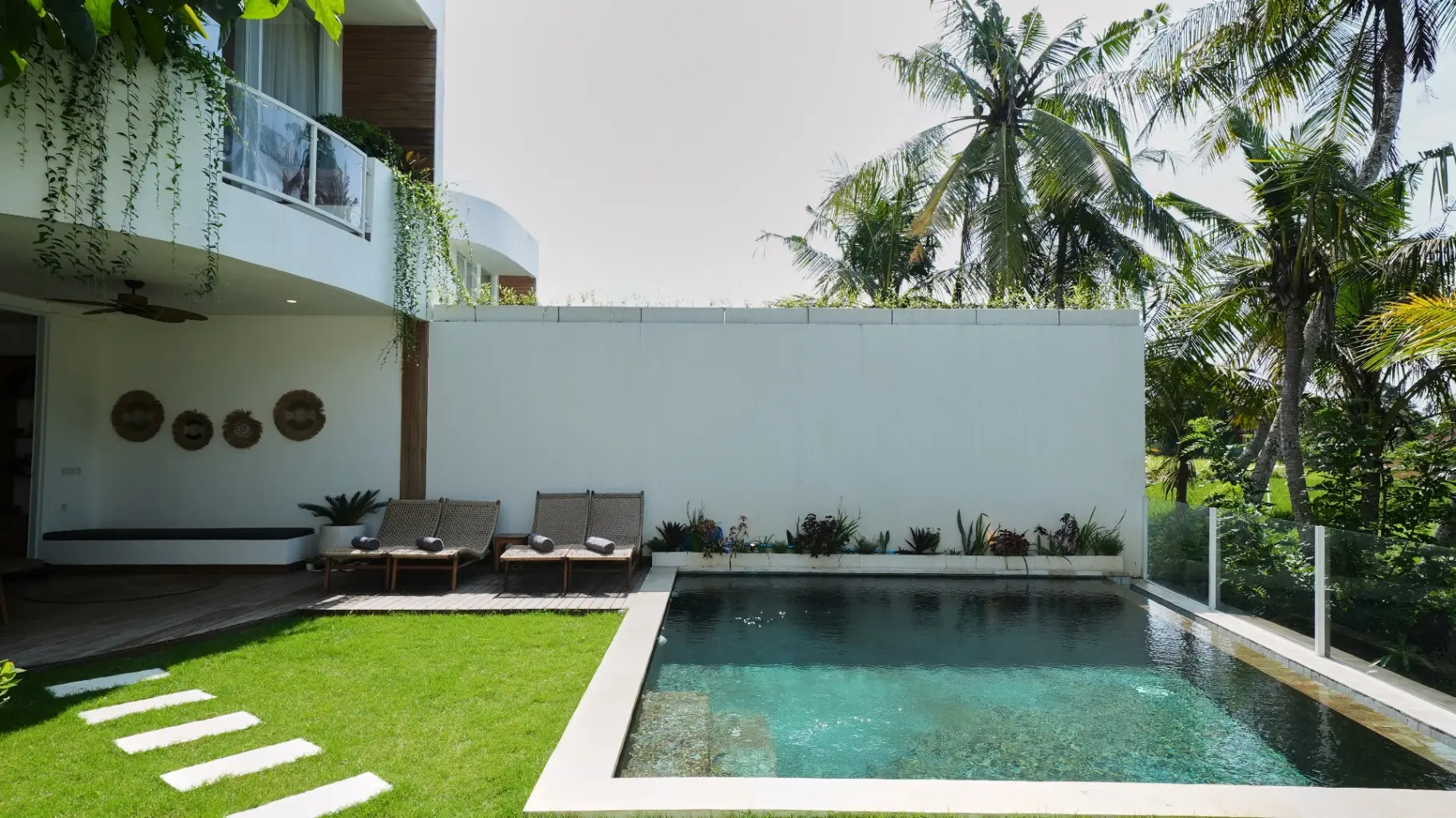 Kayu Jati - 3BR Villa in Kedungu