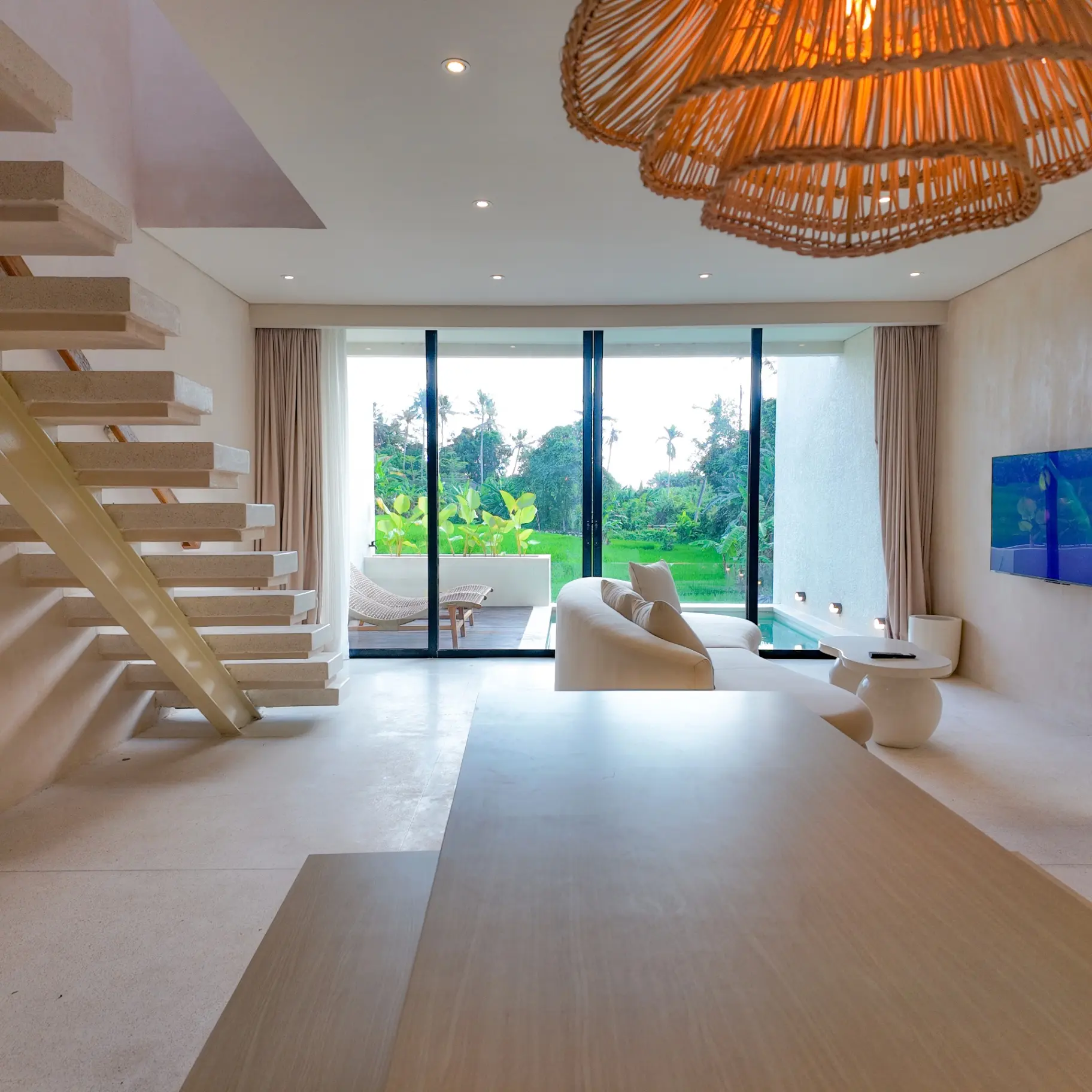 Villa Bubbles - 2BR Villa North of Canggu