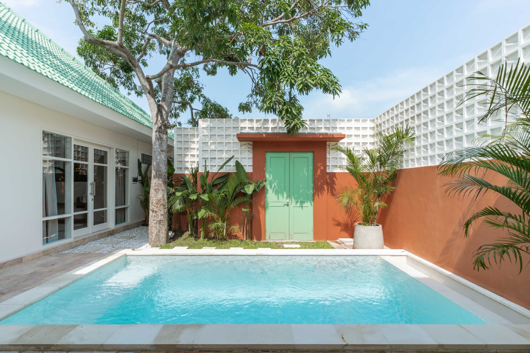 Villa image 1