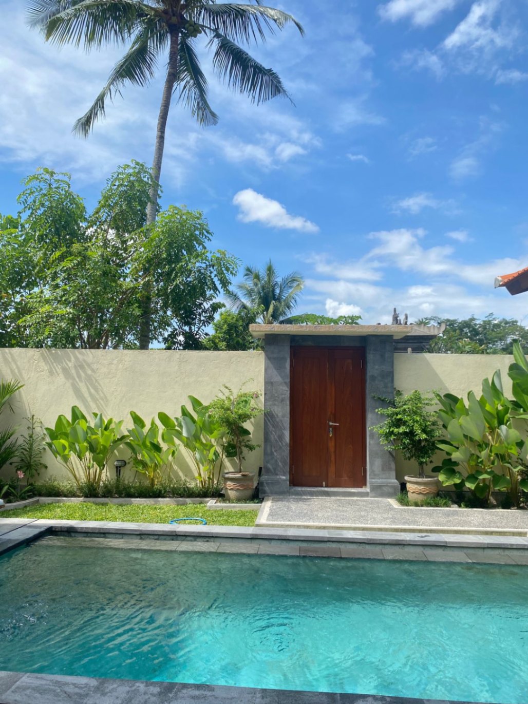 Villa image 1