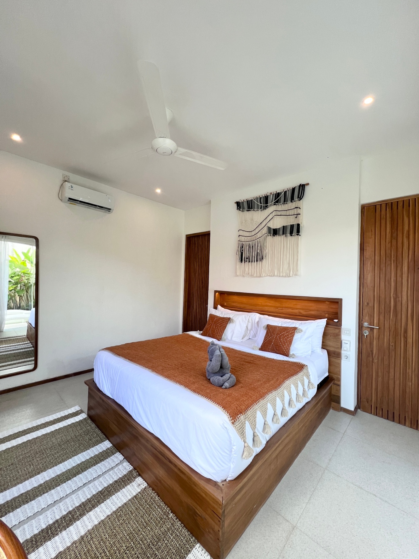 Villa image 2