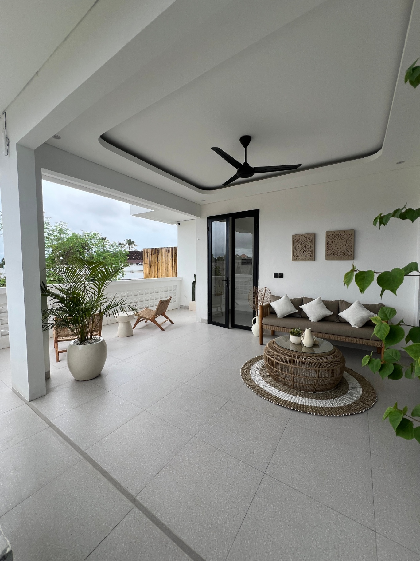 Villa image 2