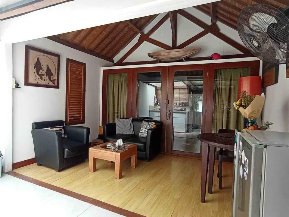 Villa image 1