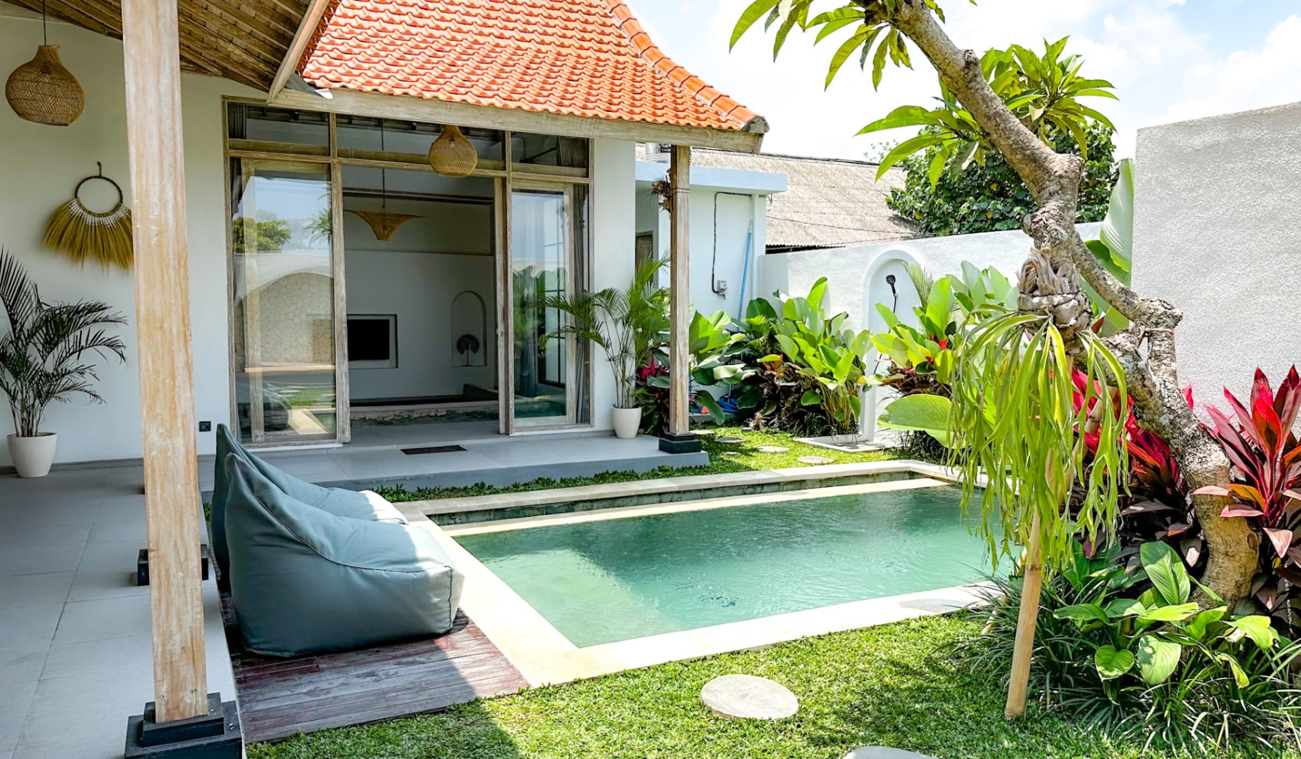 Villa image 2