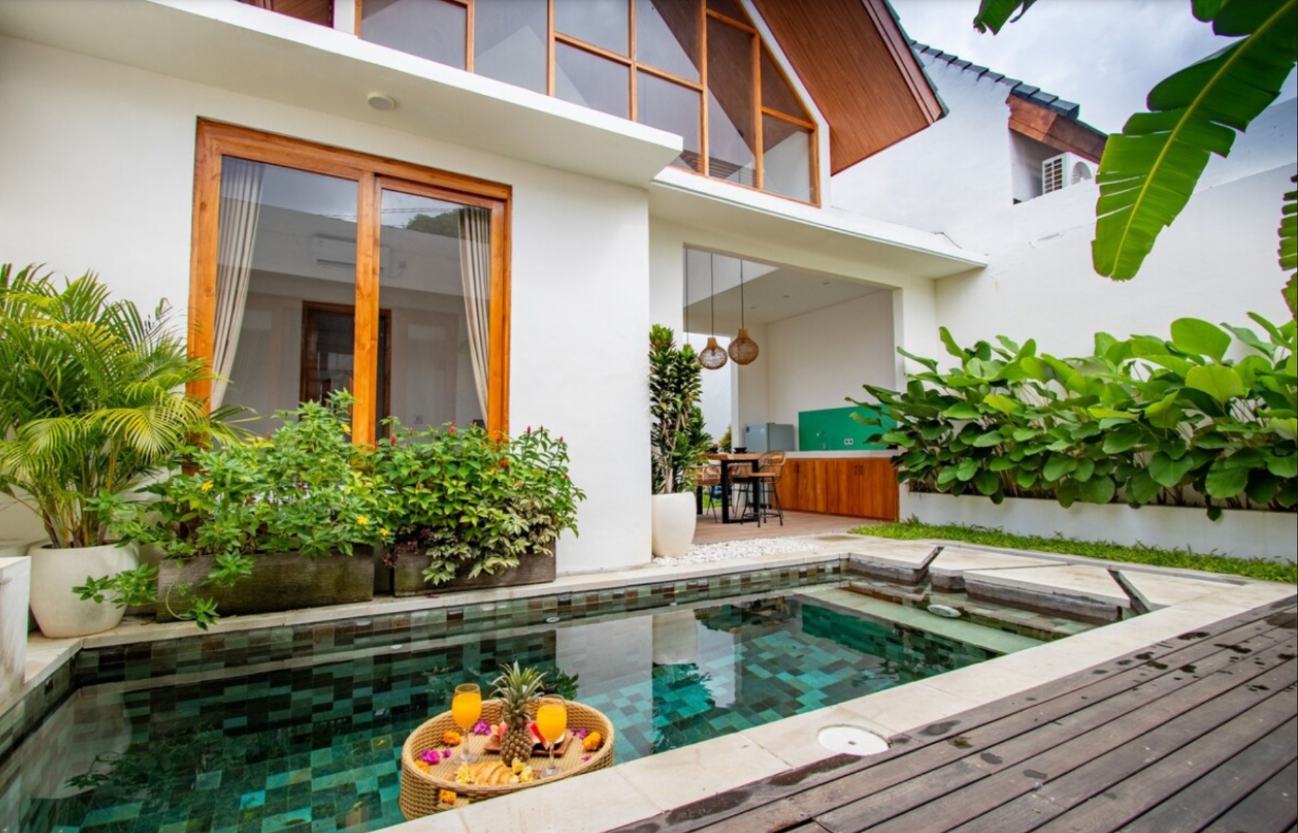 Villa image 1