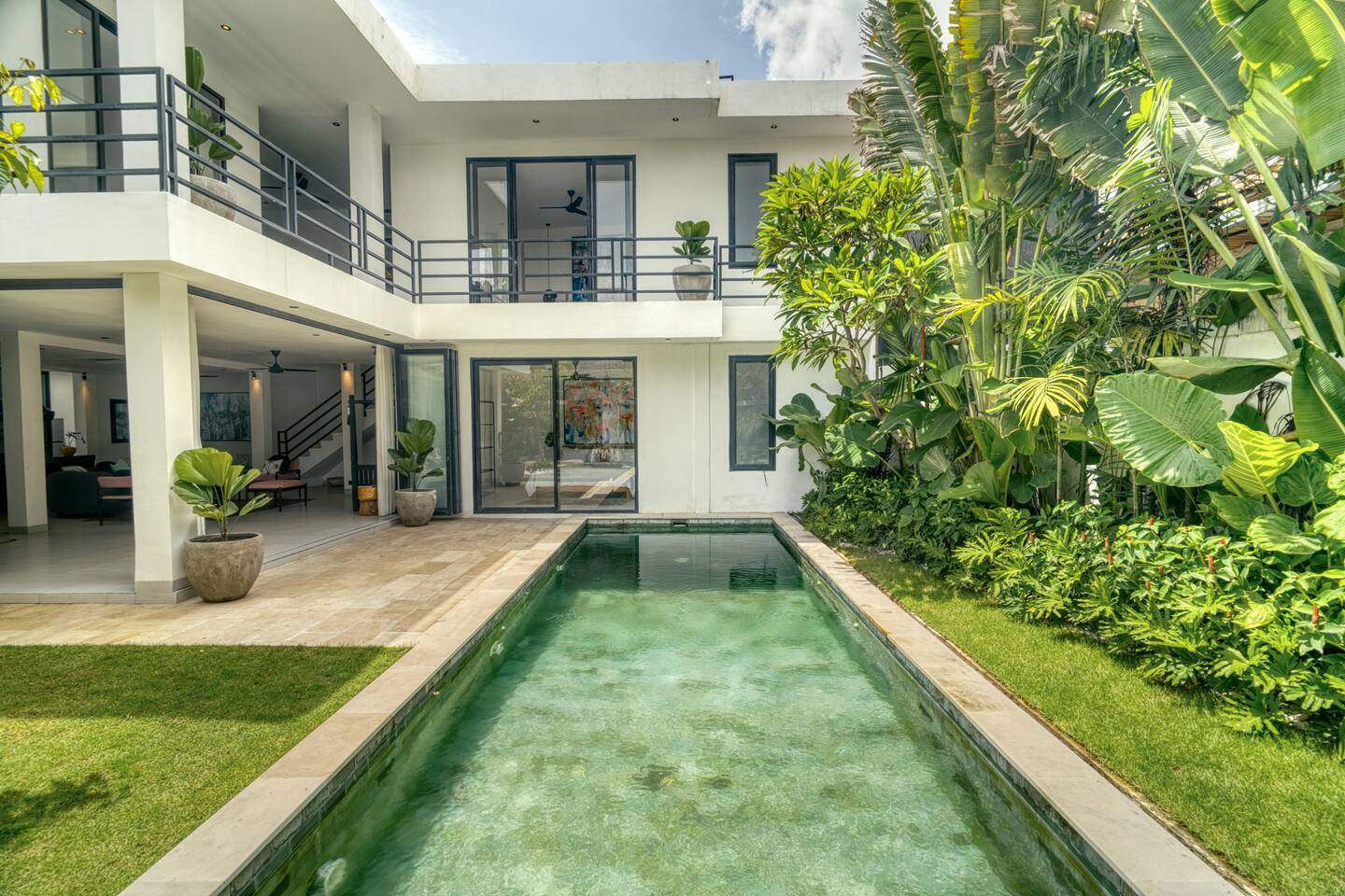 Villa image 2