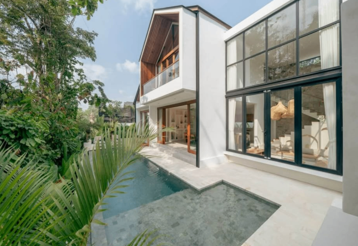 Villa image 1