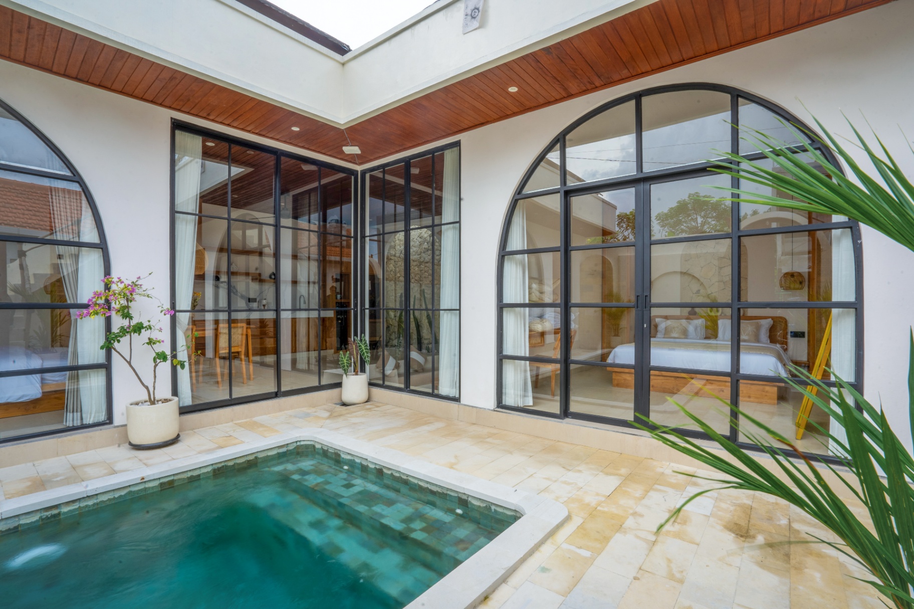 Villa image 2