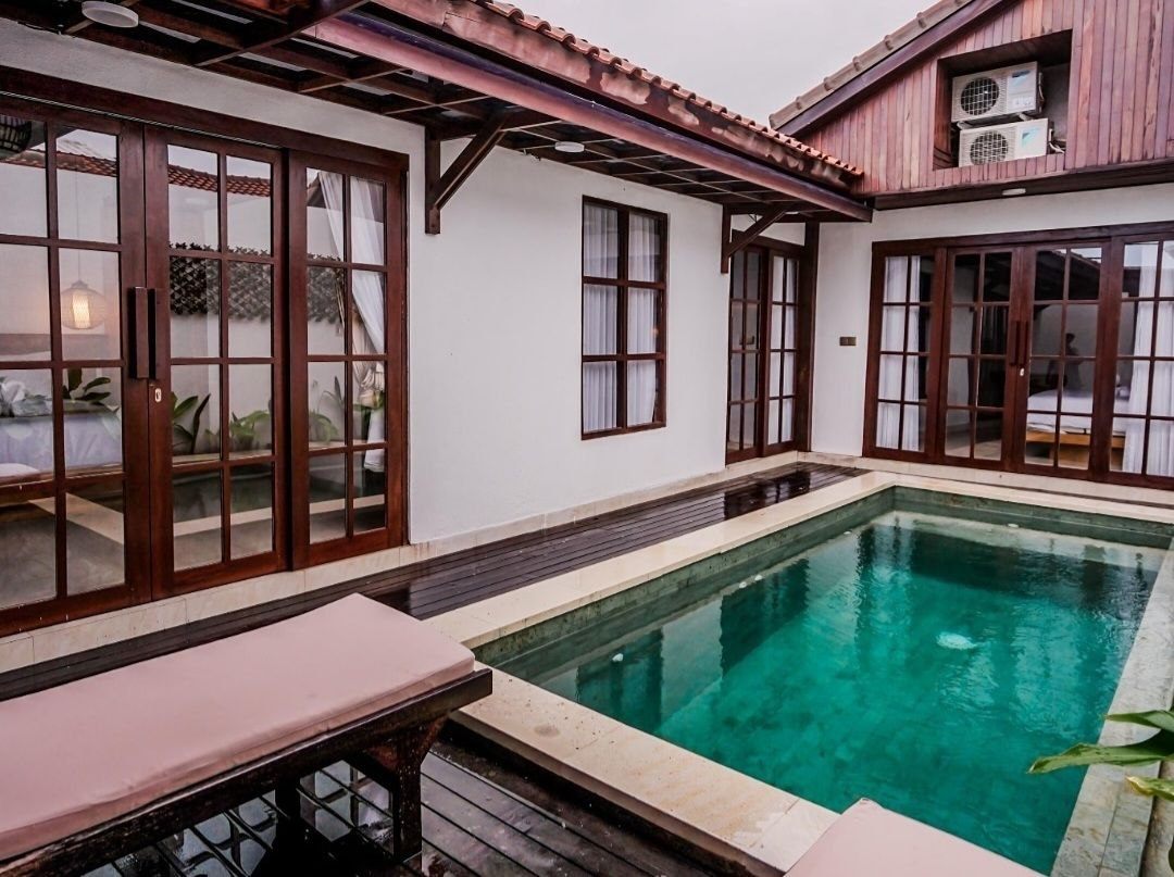 Villa image 1