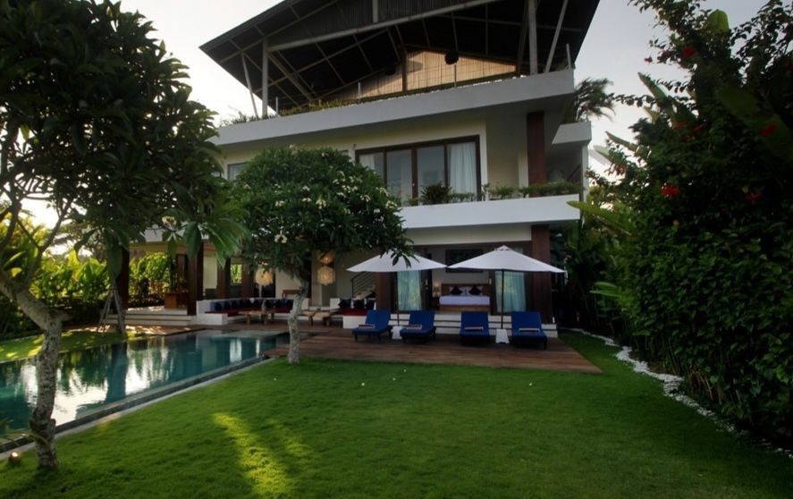 Villa image 1