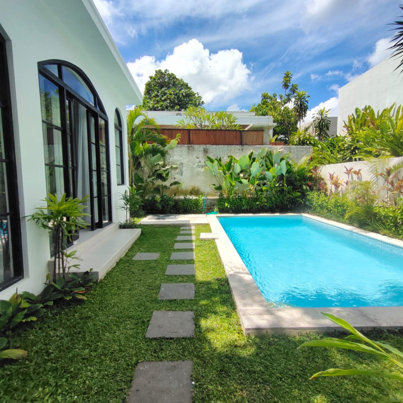 Villa image 1