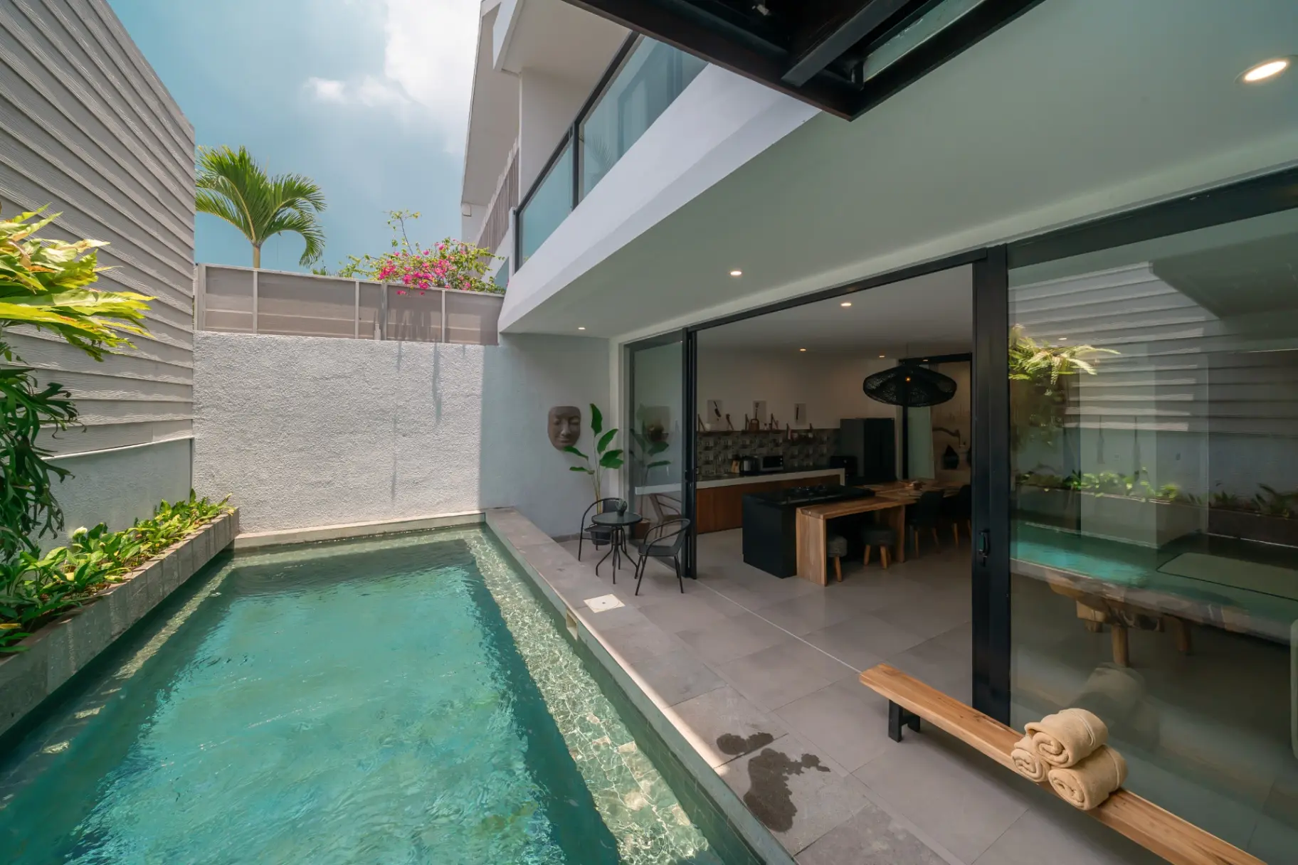 Villa Athalla - Minimalistic 3BR Villa in Canggu